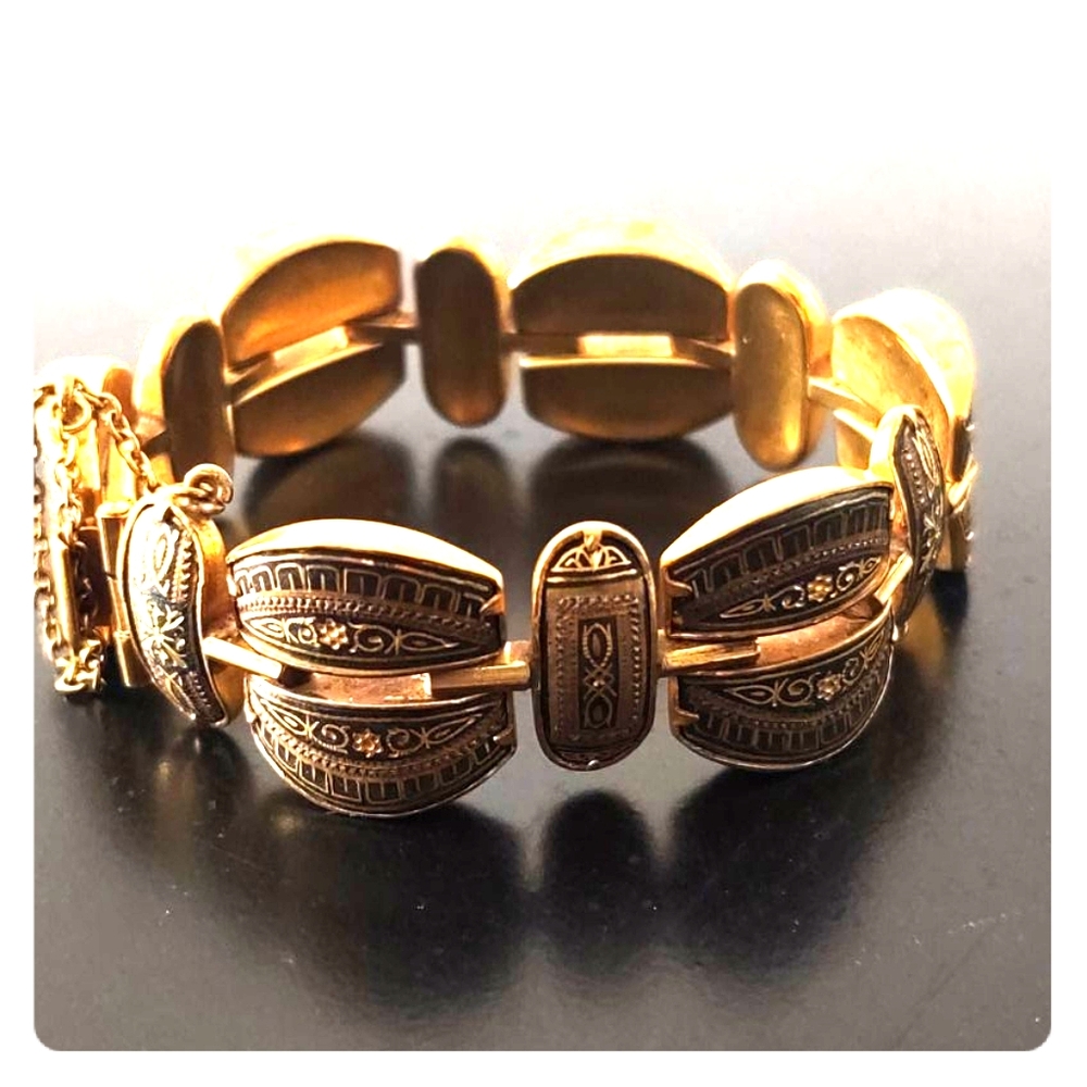 Antique Clasp Bracelet